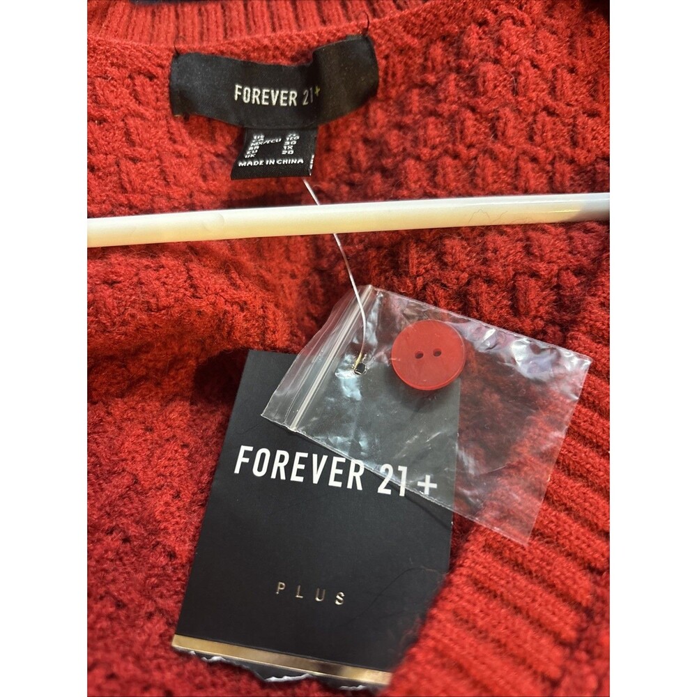 NWT Forever 21 Red V Neck Cardigan Size 1X - Picture 2 of 7